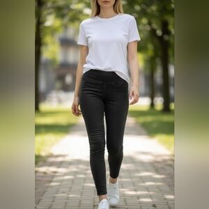 LYSSE denim pull on pants/leggings size L Black